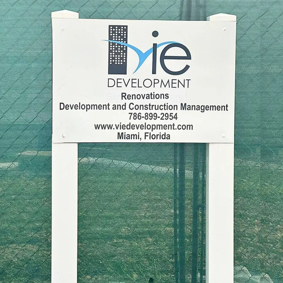 Vie Development post and panel construction sign